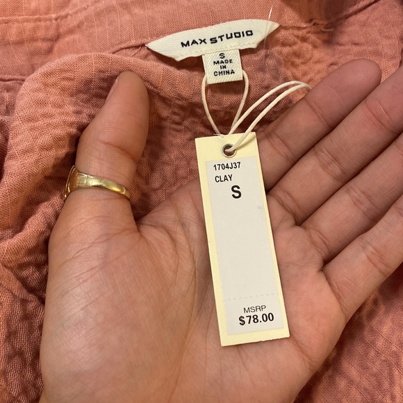 Max Studio Button Up Shirt - Picture 4 of 8